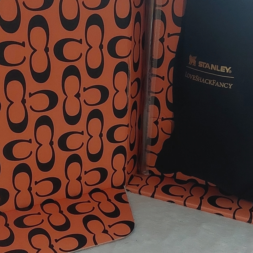 Stanley Orange and Black Mug With Box And Dust Bag - Picture 3 of 9